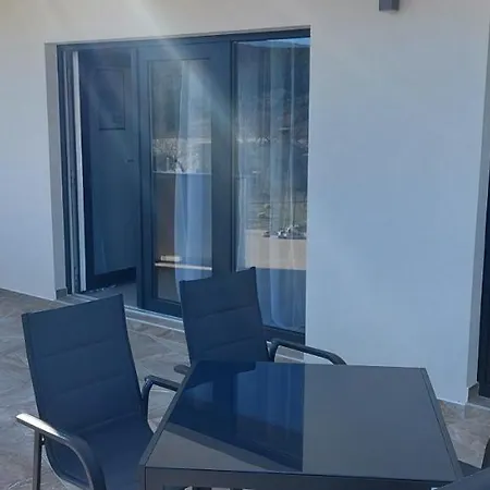 Holiday Apartments Cecilija Supetarska Draga Kültér fotó